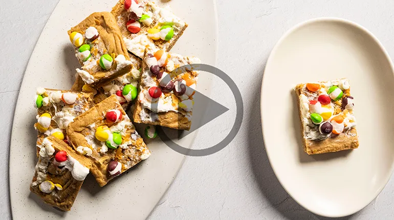 SKITTLES® POP’D Blondie marsfoodservices image